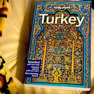 Lonely planet: Turkey. Travel book .